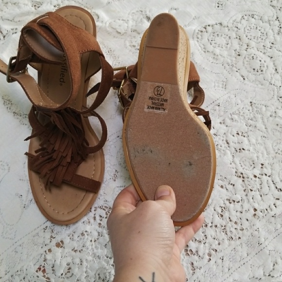 Brown heels - Picture 2 of 3